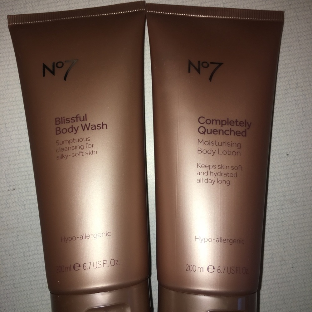 No7 body wash & body lotion